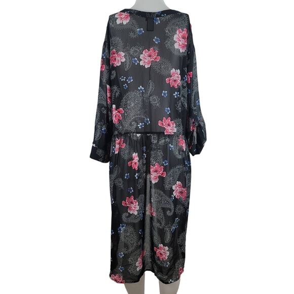 Torrid Black Semi-Sheer Floral High Low Women's Lightweight Blouse 3 - 3X - Picture 2 of 5